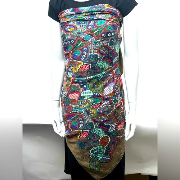 BOTEGA VENETA ENORMOUS 51” x 51”gorgeous silk Wrap/Cape/Sarong textured … - Picture 7 of 13